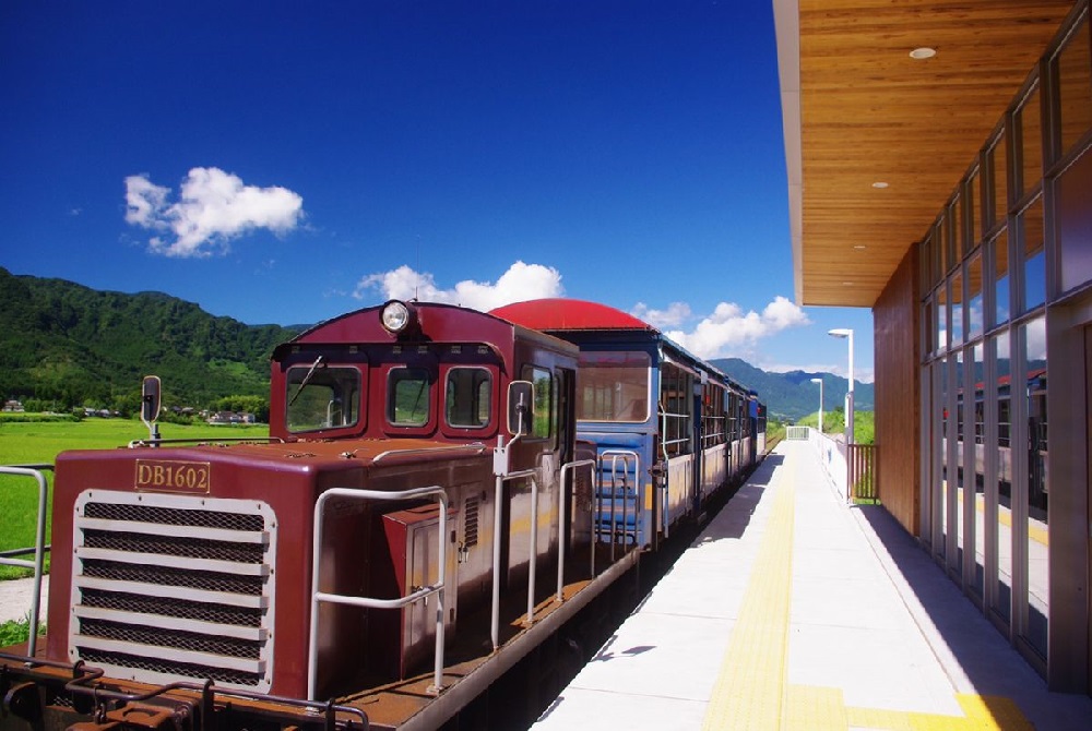 南阿蘇鉄道のトロッコ列車