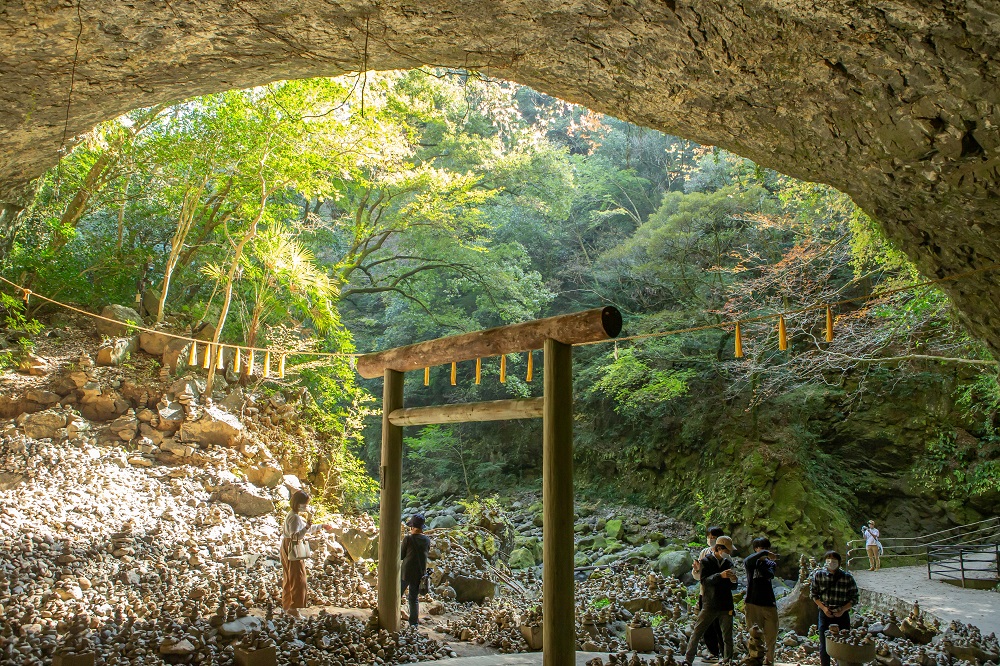 天安河原_高千穂町