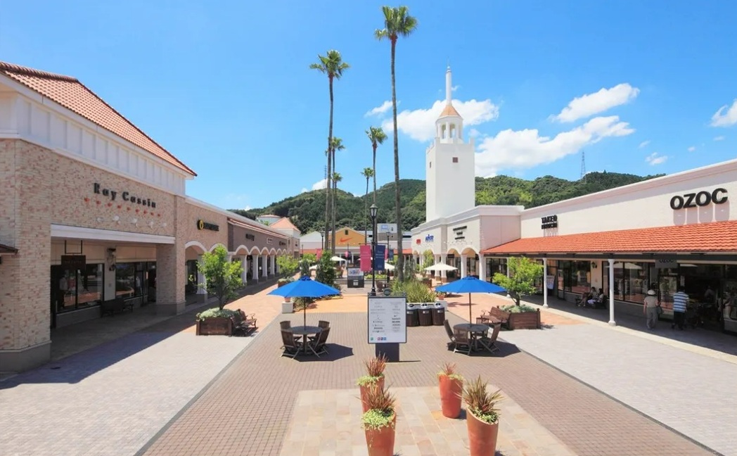 九州最大級のアウトレット「鳥栖プレミアム・アウトレット」でショッピング